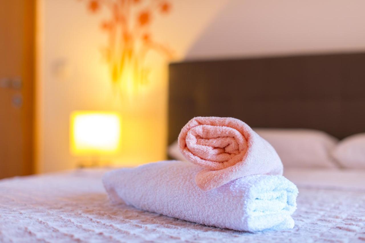 Studio Apartment Vittoria ลอฟราน ภายนอก รูปภาพ